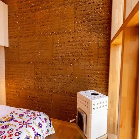 Les Safranieres Eco-lodge D'exception Air * Sauveterre-de-Rouergue